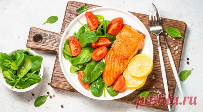 Ужин для похудения: 12 низкоуглеводных рецептов с КБЖУ Легкий ужин для похудения на каждый день для вашего меню правильного питания. Рецепты диетические, простые, из доступных продуктов. Блюда с указанием калорий и БЖУ.