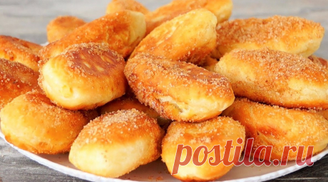 Беру 1 яйцо и 1 яблоко. Рецепт ленивых пирожков: вкусно и воздушно Из-за недостатка времени люди не всегда могут позволить себе домашнюю выпечку собственного приготовления. Проблема кроется в том, что большинство рецептов требует долгого замеса теста или кропотливой работы с заворачиванием начинки. Можно упростить процесс и прибегнуть к простому способу приготовления. Мы представляем рецепт ленивых пирожков. Их легко и просто сделать, если в доме есть самые базовые […]