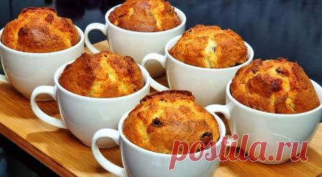 Сырники больше не делаю. Нашла рецепт круче и вкуснее: готовлю 7 раз в неделю Трудно представить, что когда-то человечество жило без многообразия выпечки. Например, в далеком прошлом не было кексов, маффинов и капкейков. Казалось бы, эти булочки одинаковые, но имеют разные названия. На самом деле все три вида выпечки разные.