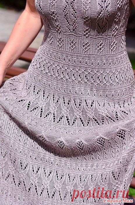 Прошу помощи в поиске схем Добрый день, сайт коллективного разума. Увидела на сайте Пинтерест интересные узоры на вязаном сарафанчике. Похожи на японские, но в книге и в поисковике не нашла. Возможно, кто вязал?