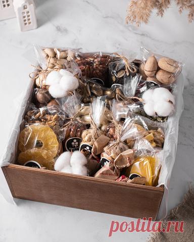 Сладкий подарок жене – купить по лучшей цене | HoneyForYou - магазин натурального меда и сладких подарков