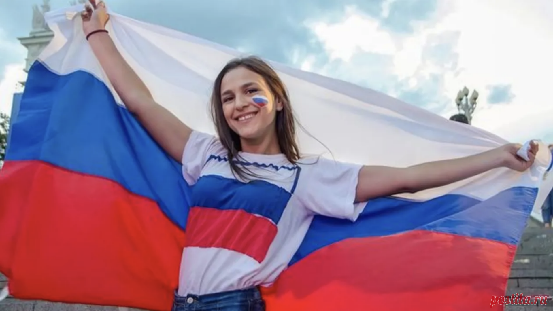 Блоггеры с флагом России