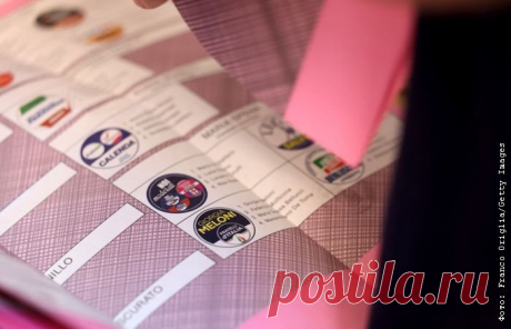 25-9-22-Коалиция правых партий лидирует на парламентских выборах в Италии Коалиция четырех правых партий уверенно опережает соперников на состоявшихся в воскресенье парламентских выборах в Италии, сообщают римские СМИ со ссылкой на экзит-полы.