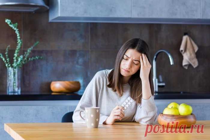 Опасные симптомы: закладывает уши и болит голова — что делать?