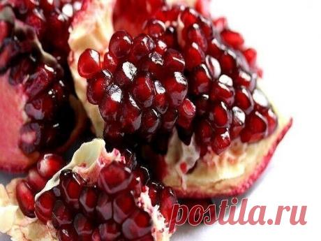 Вот почему гранат обязательно нужно есть с косточками… Об этом должна знать каждая женщина!