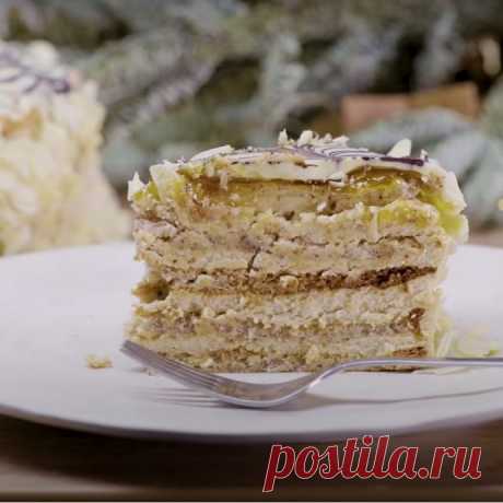 ​Торт “Эстерхази” дома &nbsp;Божественно вкусный тортик! Согласны?&nbsp;Как сделать удивительно вкусный торт? Мы знаем шикарный рецепт венгерского торта к праздничному столу!
Ингредиенты для коржей:Яичные белки &mdash; 250 г (7 шт.)&nbsp;Сахар &mdash; 250 г&nbsp;Измельченный в муку миндаль &mdash; 250...
