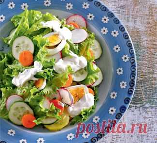 Салат из молодых овощей и яиц, салат. Пошаговый рецепт с фото на Gastronom.ru
