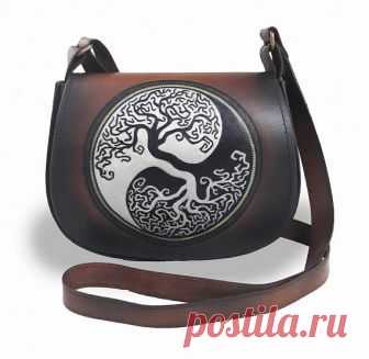 Handpainted genuine leather bag. small womens bag, leather women's bag, leather purse, crossbody bag, shoulder bag, This small elegant womens bag is made of genuine leather and is decorated in a modern style. the size is 22cm / 25cm / 6cm.  Painting hand-painted and burning in the technique of pyrography.  The shoulder strap is made of genuine leather and is adjustable.  The main compartment is with a