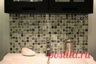 Как украсить пространство над раковиной в ванной комнате | Декорочка | Яндекс Дзен