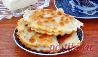 Кыстыбый - старинное татарское блюдо на скорую руку Тесто проверено годами, а начинка может быть любой