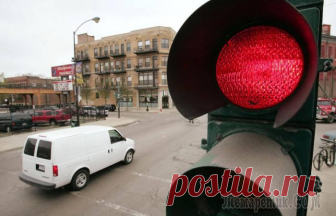 5 ситуаций, когда водитель имеет полное право проехать на красный сигнал светофора Правила существуют для того, чтобы их соблюдать. В противном случае систему, для которой они были созданы, ждет только хаос и бардак. Тем не менее, в любых правилах существуют исключения, и ПДД в этом...