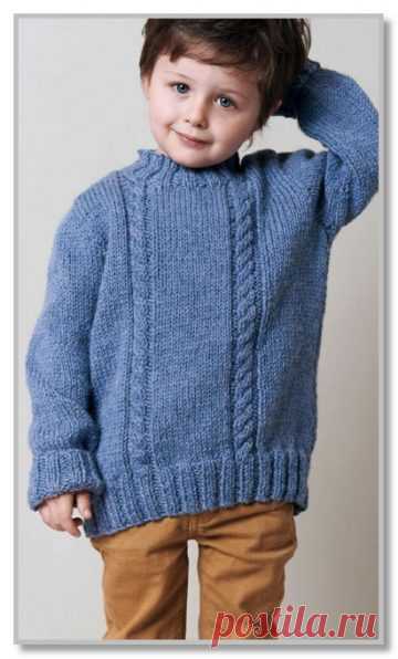 Вязание спицами. Описание детской модели со схемой и выкройкой. Пуловер с центральными косами, для мальчика. Размер: на 2 [4, 6, 8, 10] лет