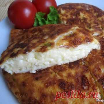 Очень вкусные творожено-сырные оладьи (ленивые хачапури)
