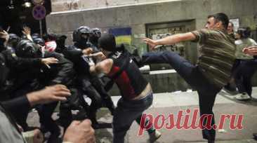 МВД: за два дня протестов в Тбилиси пострадали семь полицейских. В Тбилиси в ходе акций протеста у парламента Грузии 30 апреля и 1 мая пострадали семь полицейских. Читать далее