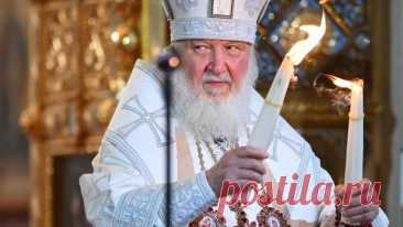 В РПЦ молятся Богу о победе света над тьмой, сообщил патриарх Кирилл