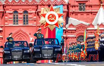 В центре Москвы прошла генеральная репетиция парада Победы. По столице проехали образцы военной техники