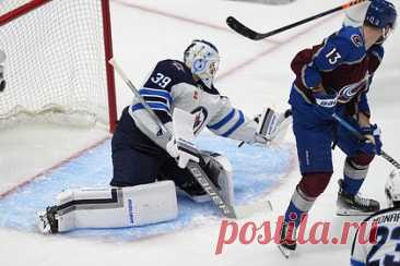 Россиянин Ничушкин сделал хет-трик в матче плей-офф НХЛ