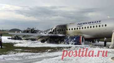 МАК сделал окончательный отчёт по катастрофе SSJ-100 в Шереметьеве в 2019 году. Межгосударственный авиационный комитет (МАК) подготовил окончательный отчёт по катастрофе самолёта Superjet 100 авиакомпании «Аэрофлот» в аэропорту Шереметьево в 2019 году. Читать далее