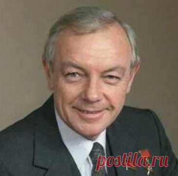 27 апреля в 2007 году умер Кирилл Лавров-АРТИСТ