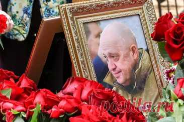 На Дне Победы в российских городах заметили вагнеровцев с портретом Пригожина