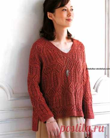 Интересный женский пуловер спицами из японского журнала. При желании, можно связать не пуловер, а свитер.