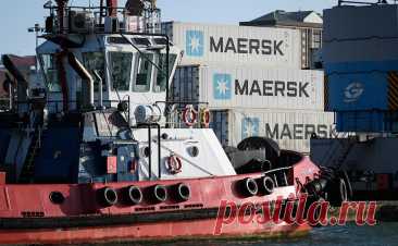 Один из крупнейших мировых логистов остановил ликвидацию бизнеса в России. Maersk, в 2022 году объявивший о прекращении работы в России, передумал ликвидировать местный бизнес и даже докапитализировал его. Но деятельность в стране компания не ведет и указывает на преференции для российских логистов