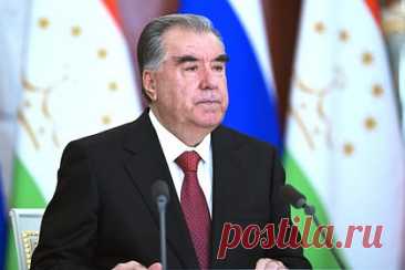 Президент Таджикистана посетит парад Победы в Москве