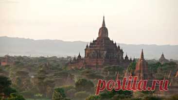 Власти Мьянмы временно запретили мужчинам выезжать за границу на работу