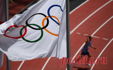 МОК не будет вручать россиянам перешедшие им медали Олимпиады. В МОК заявили, что в данный момент не имеют возможности перераспределить медали российским спортсменам