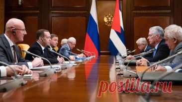 Медведев назвал Кубу надежным партнером России