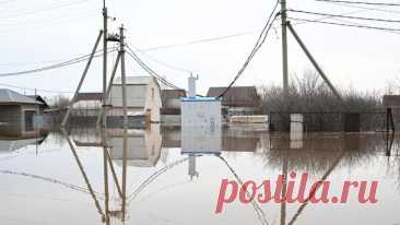 В Оренбуржье от воды освободилось около 50 домов за сутки