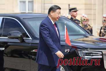 Си Цзиньпин призвал Францию помочь противостоять новой холодной войне