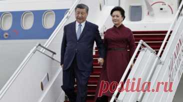 Си Цзиньпин прибыл с госвизитом во Францию. Председатель КНР Си Цзиньпин прибыл во Францию с государственным визитом. Читать далее