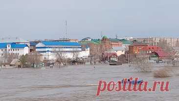 Урал впервые за 20 лет заполнил Камыш-Самарские озера на западе Казахстана. Вода из реки Урал впервые за 20 лет заполнила Камыш-Самарские озера на западе Казахстана. Об этом сообщает пресс-служба министерства водных ресурсов и ирригации Казахстана. &quot;В Камыш-Самарские озера Западно-Казахстанской области ...