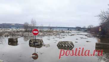 В Томске уровень воды в Томи понижается, в Оби - повышается. Уровень воды в реке Томь в районе Томска за последние сутки снова снизился, при этом вода начала подниматься в Оби в различных местах региона. Об этом сообщает ГУМЧС Томской области. &quot;Уровень воды в реке Томь у Лагерного сада ...