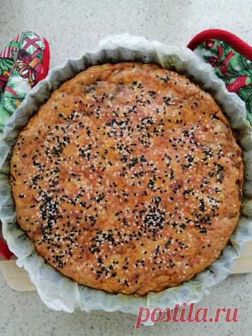 Пирог заливной с грибами, капустой и сыром - без муки - рецепт автора Елена Знамова