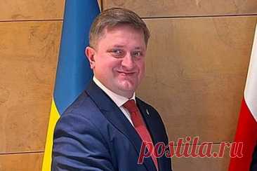Украинский посол напомнил соотечественникам за рубежом о военной обязанности