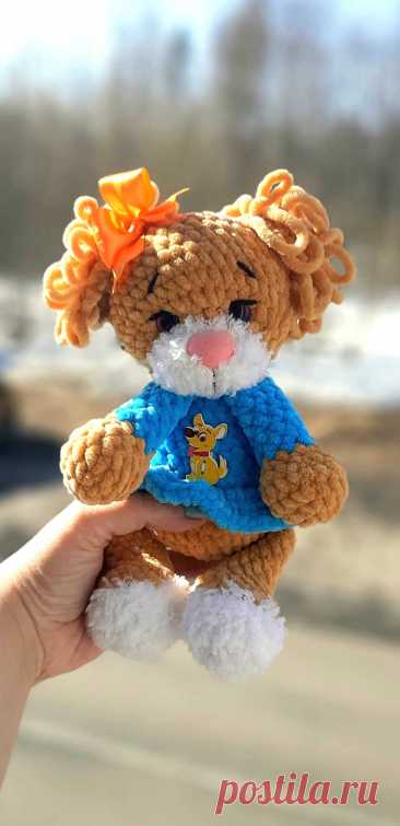 PDF Плюшевая Собачка крючком. FREE crochet pattern; Аmigurumi animal patterns. Амигуруми схемы и описания на русском. Вязаные игрушки и поделки своими руками #amimore - собака, пёс, плюшевая собачка, щенок из плюшевой пряжи, пёсик.