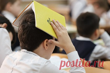 В Дагестане учительница избила школьницу указкой и уволилась