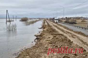 Четырнадцать сел в российском регионе отрезало водой от большой земли