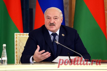 Лукашенко заявил о накаляющейся военной обстановке у границ Белоруссии
