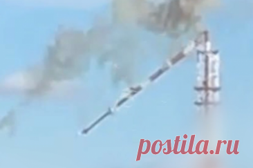 В Сети опубликованы новые кадры уничтожения харьковской телевышки. На вышке была установлена антенна связи украинской ПВО.
