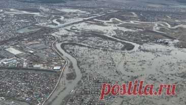 Уровень воды в Тоболе в Кургане поднялся еще на 20 см. Вода в реке Тобол в Кургане поднялась до отметки 850 сантиметров. Об этом сообщили в администрации Курганской области. &quot;За последние 4 часа уровень воды в реке Тобол в Кургане вырос на 20 см. На 17 апреля на 06:00 уровень составляет ...