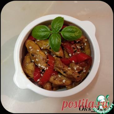 Курица по-тайски. Ароматная, сочная, пикантная... Одним словом – бесподобное блюдо из курицы с пряным соусом в азиатском стиле.