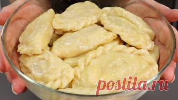 Идеальное тесто для вареников и пельменей 🥟 Тесто не рвётся, не разваривается, хорошо держит начинку | Евгения Полевская | Это просто | Дзен