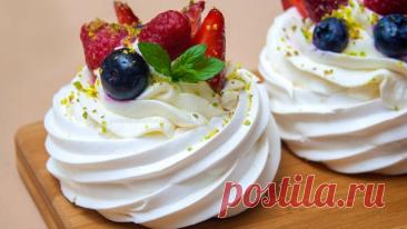 Пирожное Летняя пора – это изобилие свежих фруктов и ягод и сегодня хочу поделиться с вами рецептом своих любимых пирожных - будем готовить мини-десерт