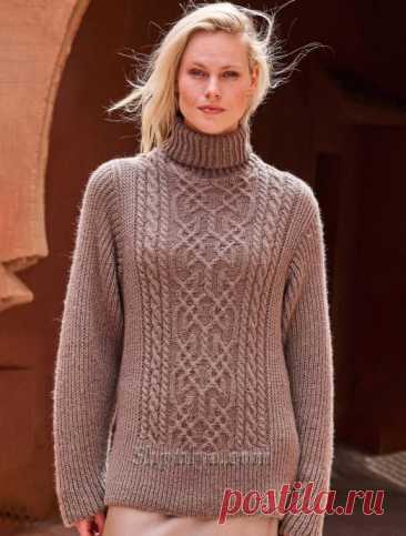 Вязаный пуловер с воротником гольф и аранами