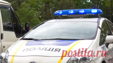 В Киеве пять сотрудников почтового отделения пострадали из-за взрыва посылки. Пять сотрудников одного из почтовых отделений в Киеве пострадали в результате взрыва посылки. Читать далее