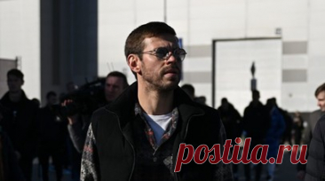 Смолов — о попытке похищения Мостового: недоработали ребята, «Динамо» могло увезти очко. Бывший нападающий сборной России Фёдор Смолов отреагировал в шутливой форме на попытку похищения полузащитника «Зенита» Андрея Мостового. Читать далее