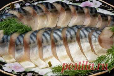 СКУМБРИЯ ПО-МУРМАНСКИ — СЕКРЕТ СЕВЕРНОГО ВКУСА
(Можно солить так любую жирную рыбу)